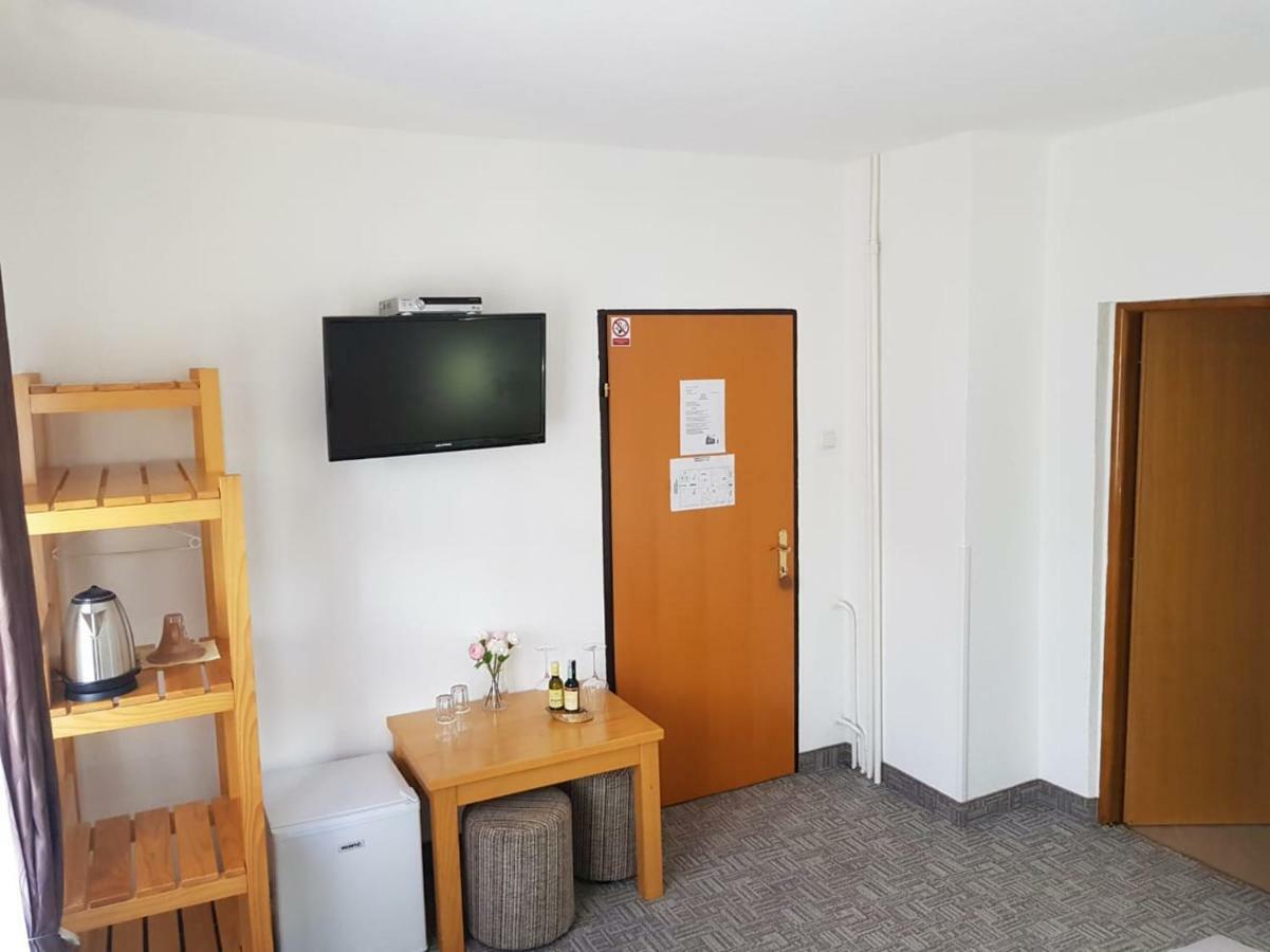 Guesthouse Kovacevic Korenica Bagian luar foto